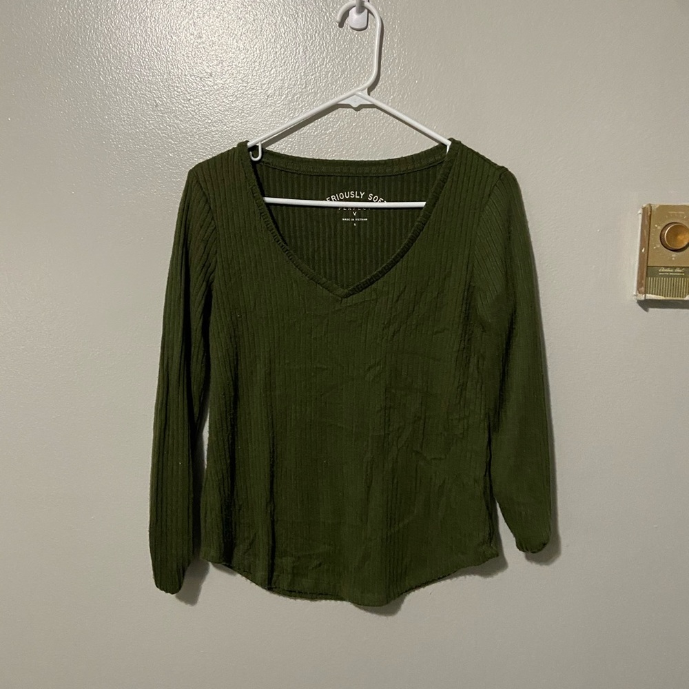 V neck t shirt